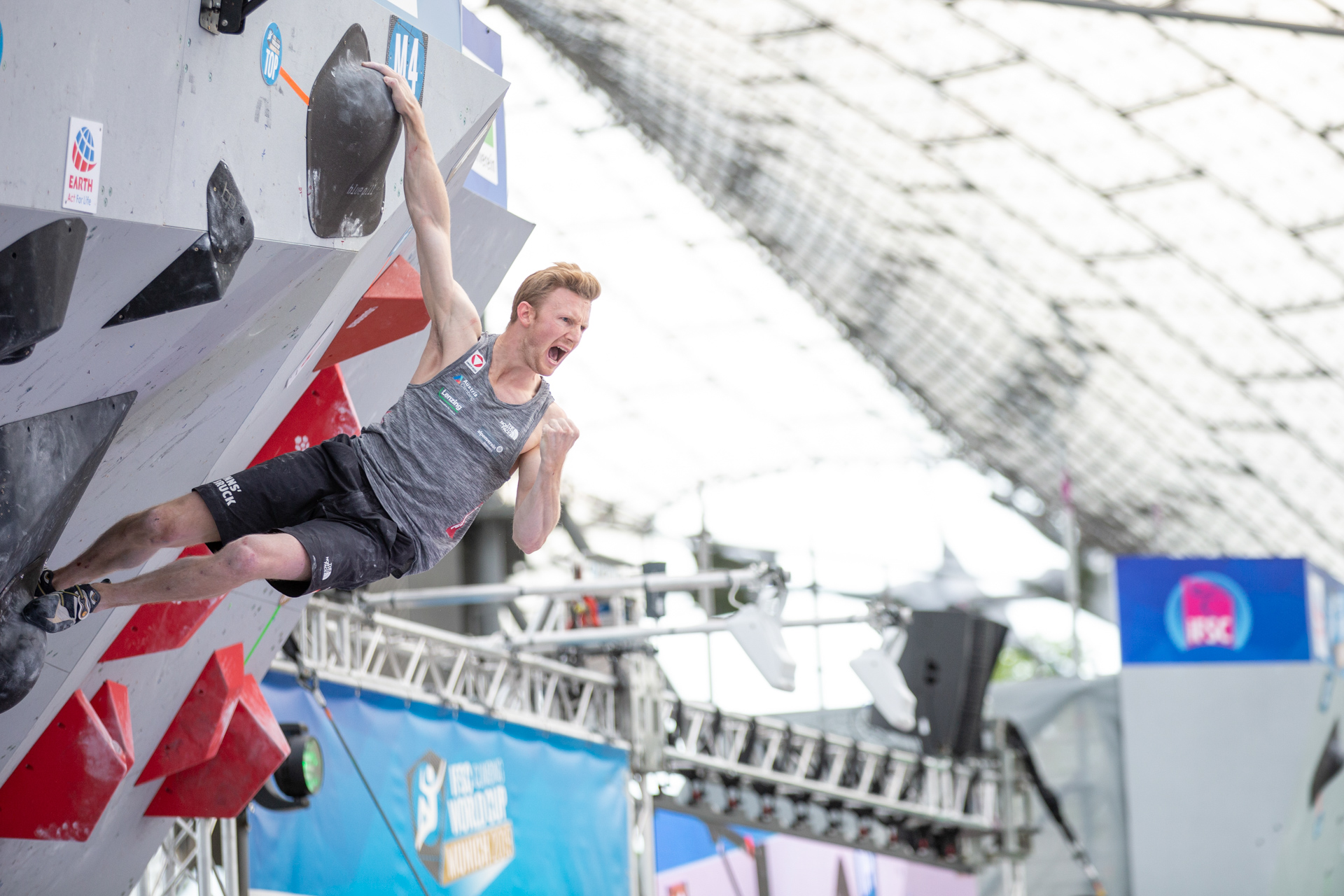 Jakob Schubert - WC Boulder Finals, MUC 2016 - Photo by Heiko Wilhelm